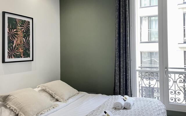1594B - Eiffel Tower - Superb apartment