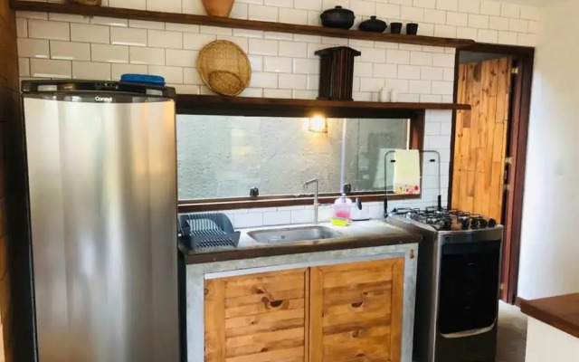 Charmosa Casa a 50m da Praia do Marceneiro