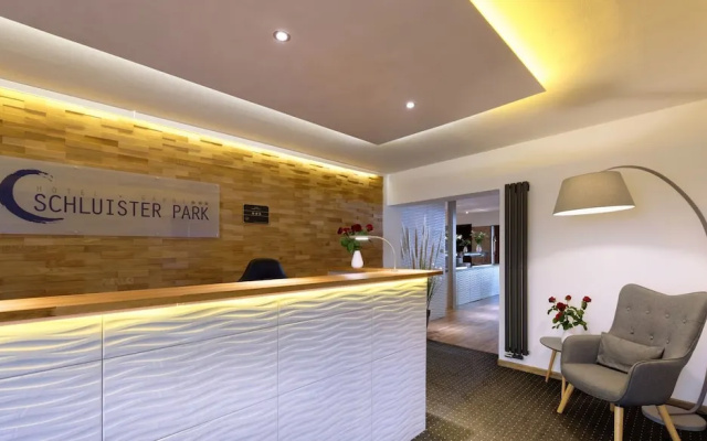 Hotel Schluister Park