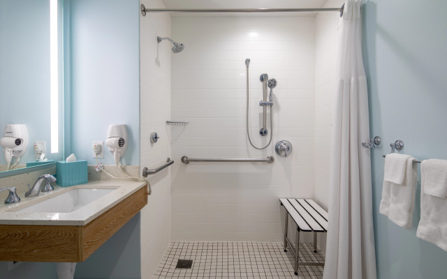 Universal's Endless Summer Resort - Surfside Inn and Suites