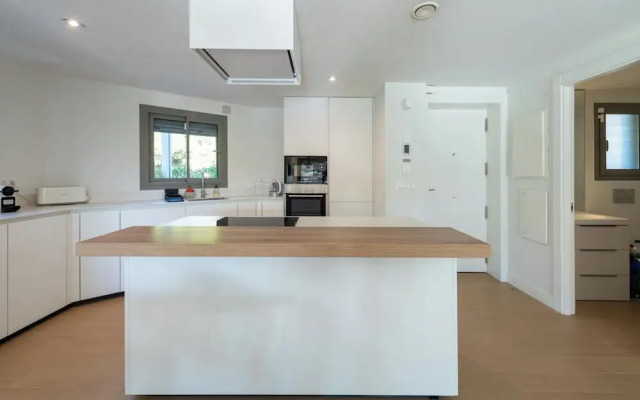 Inviting 3-bed House in Mijas