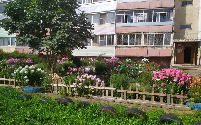 Flowers and garden on 1st Vyborgskaya