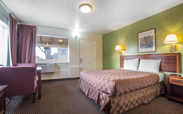 Rodeway Inn & Suites