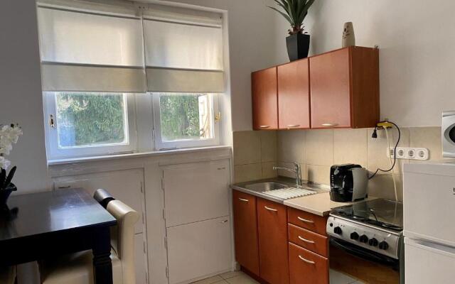 Studio Apartman Thalia