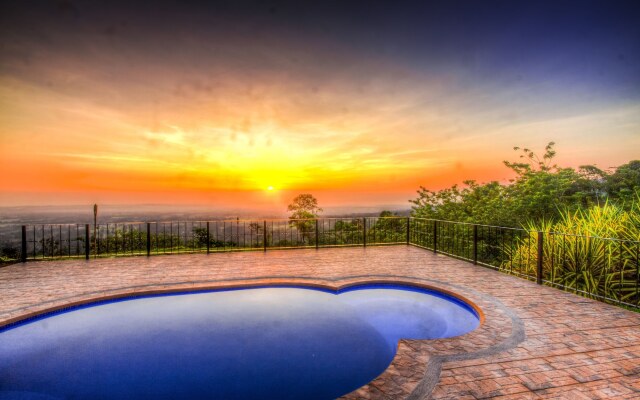 Arenal Waterfall Lodge Villas