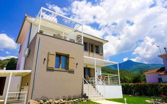Charikleia's 2 bedroom appartment in Pelion