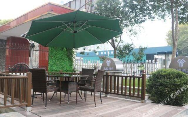 Yizhi Hotel (Hangzhou Sijiqing Qianjiang New City)