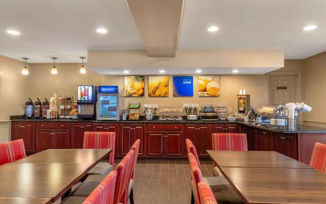 Comfort Inn Foxboro – Mansfield