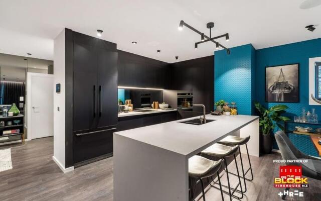 Awesome Apartment W/ Parking!