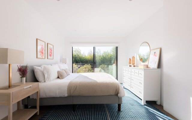 Bluewater by AvantStay | Lush 12 Sleeps Malibu Home w/ Panoramic Views