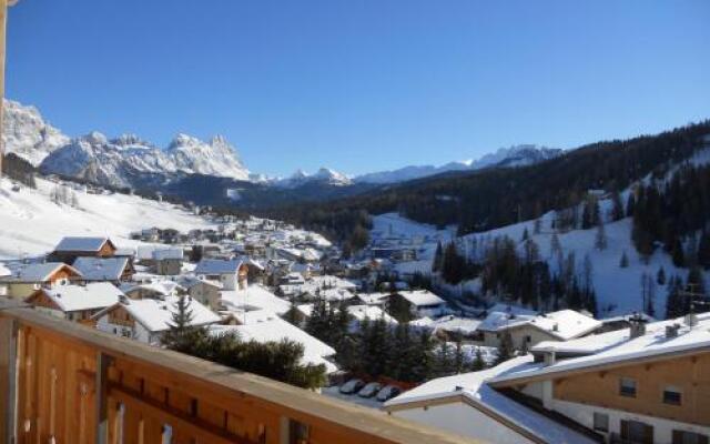 Family and Wellness Residence Ciasa Antersies