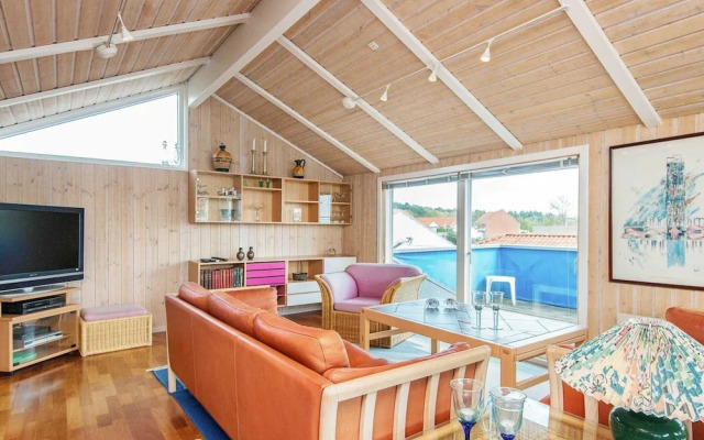 6 Person Holiday Home in Ebeltoft