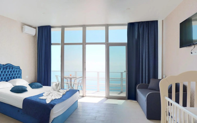 Маре Инфинити