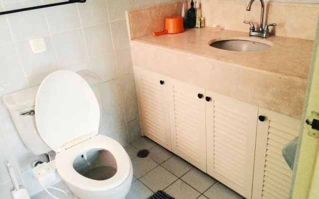 Atherton Place - Clavo Condotel Unit 6b