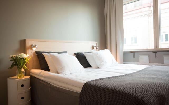 Hotell Aston