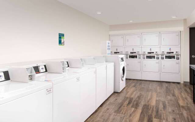 WoodSpring Suites Austin South Central I-35