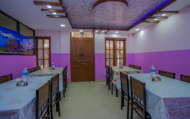 OYO 297 Hotel Aayam