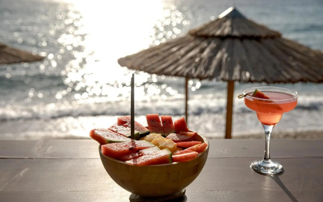 Aneroussa Beach Hotel Hotel