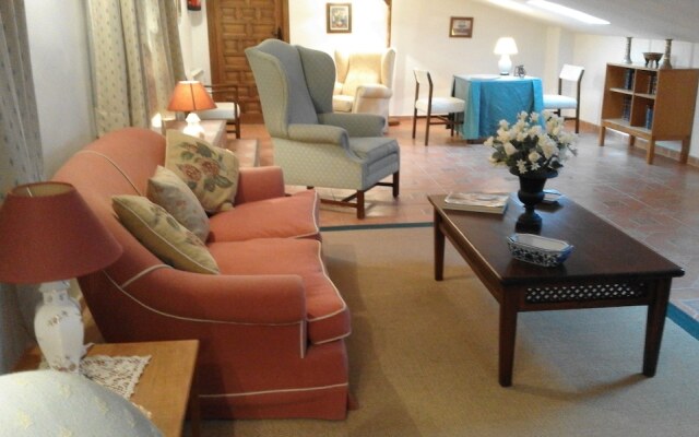 Hostal Rural Cumbres de Castilla