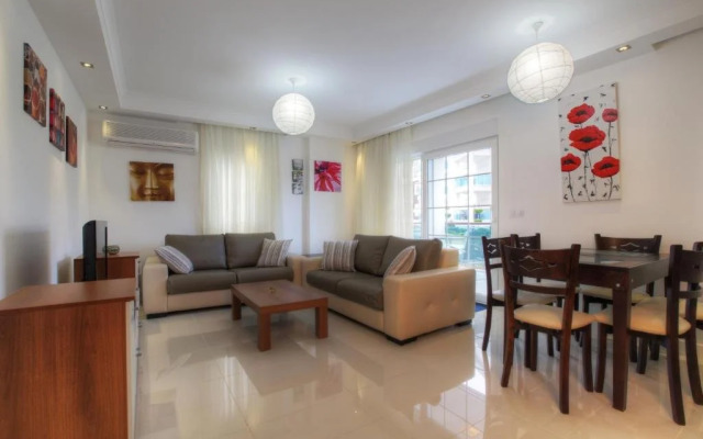Side Aquamare Residence