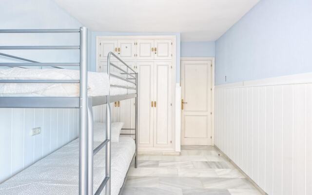 Dona Sofia - Fuengirola Promenade Apartment With Stunning Sea Views, Wifi