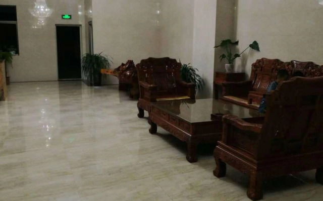 Yuxi Jiangnan Hotel (High-speed Railway Station)