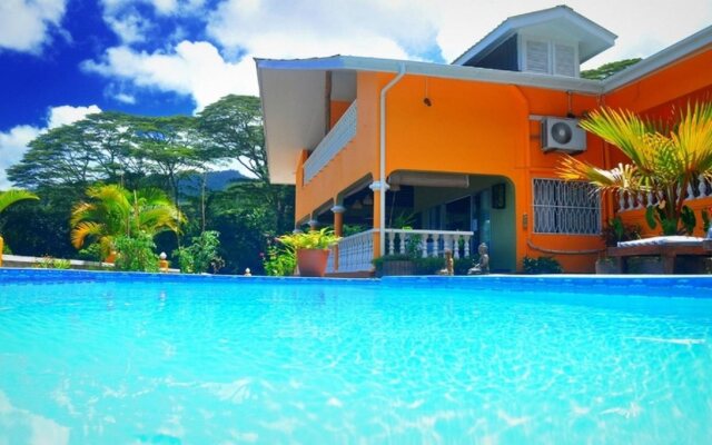 Albizia Lodge Green Estate