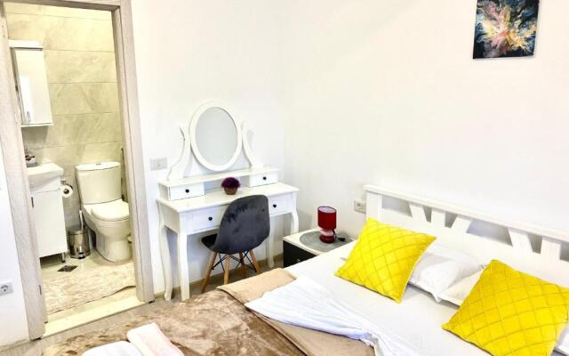 Apartment 31