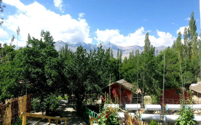 Silk Route Cottages