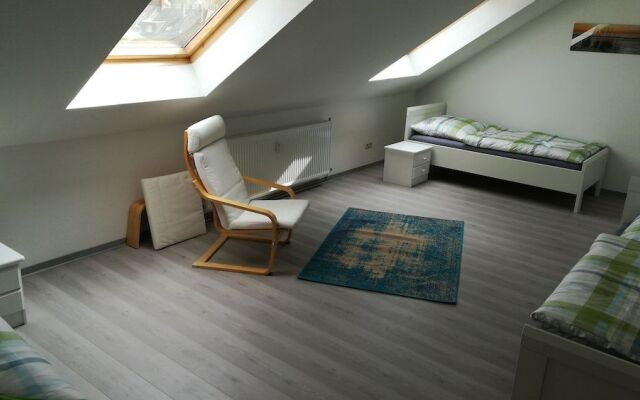 Apartment 28OM