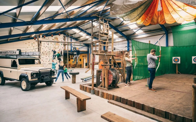 Spacious Bungalow with Dishwasher near Hunebedcentrum