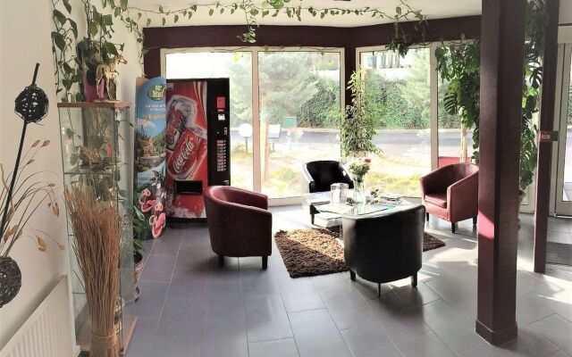 Kyriad Saint Fargeau Ponthierry Apollonia