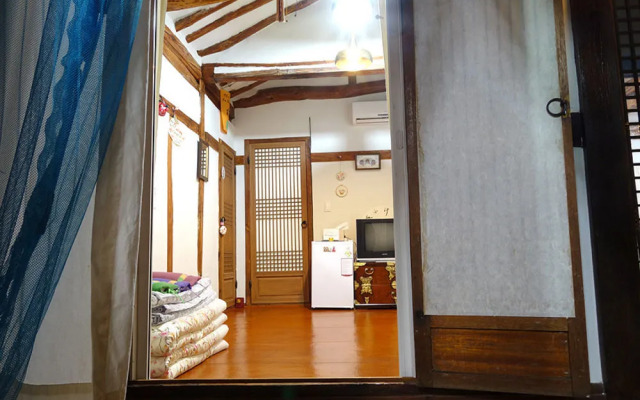 In-Yeon Hanok guesthouse