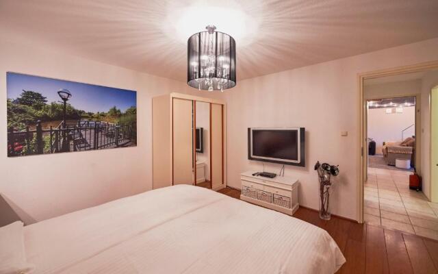 Harlingen Garden Apartment