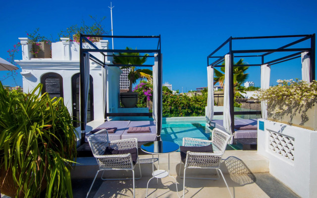 Hotel Casa Lola Deluxe Gallery