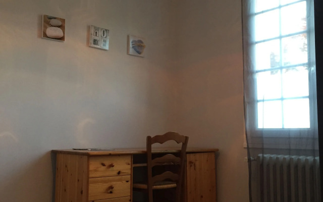 Maison et Table d'Hôtes Au Nom des Dames