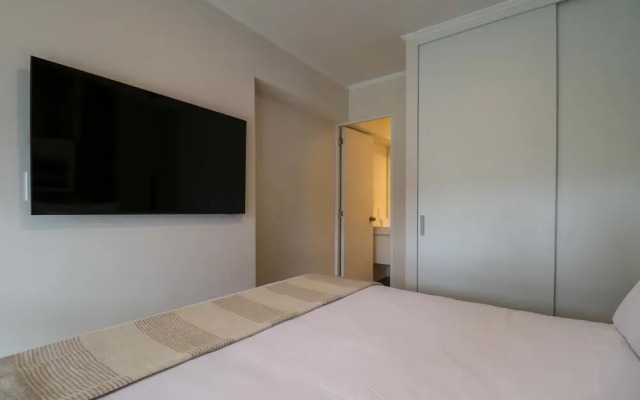 w Majestic 1BR Duplex in the Heart of Barranco