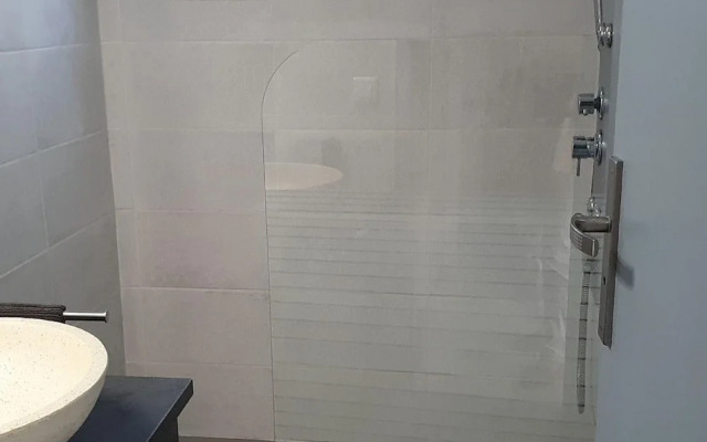 Villa in Lorgues With Private Pool