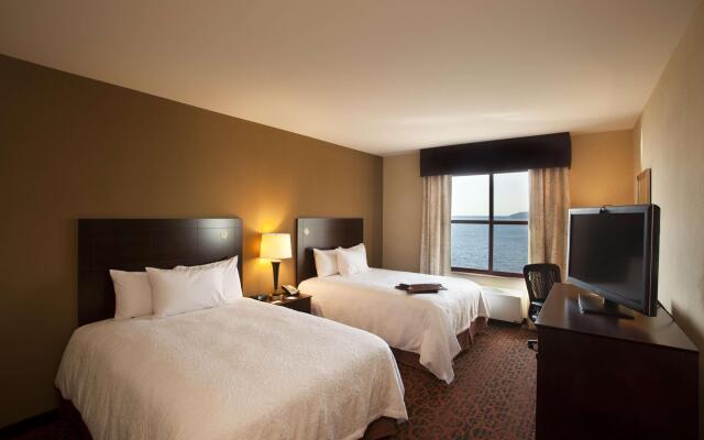 Hampton Inn Marquette/Waterfront