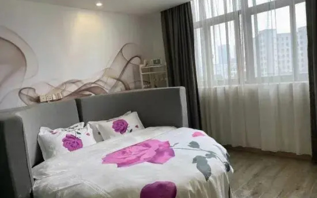 Heng 8 Chain Hotel (Tonglu Xuesheng Road)