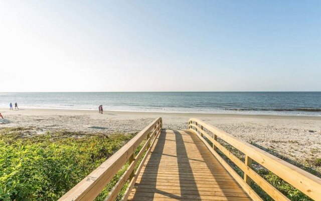The Beach Club at Saint Simons