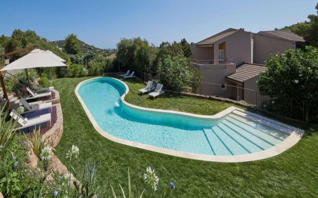 Conrad Chia Laguna Sardinia