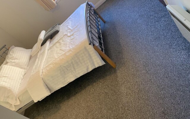 Peaceful 2-bed Apartment in Aberdeen Free Parking