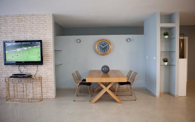 Liber Apartments