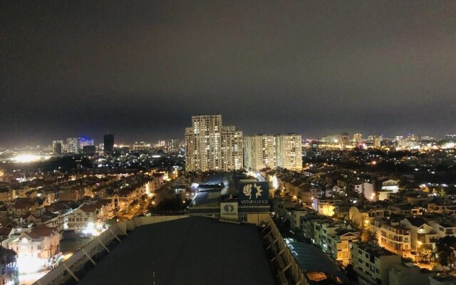 Sunrise City Alms Luxury Apartment