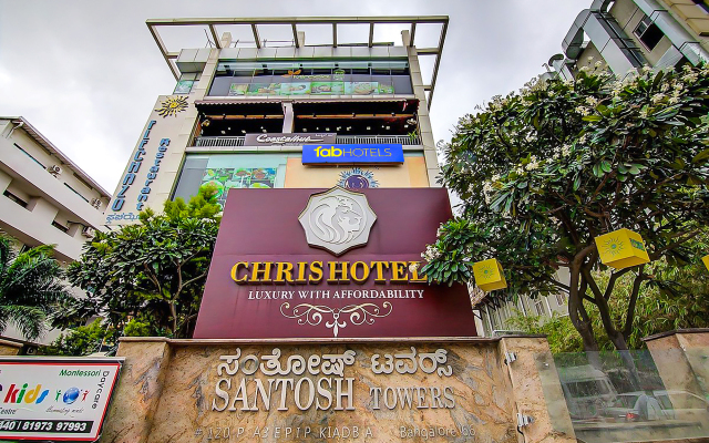 Fabhotel Chris