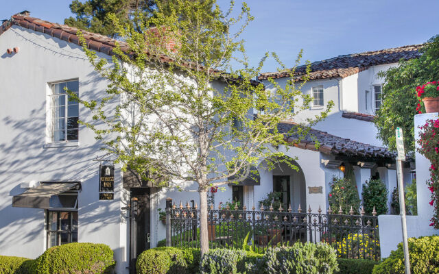 Cypress Inn