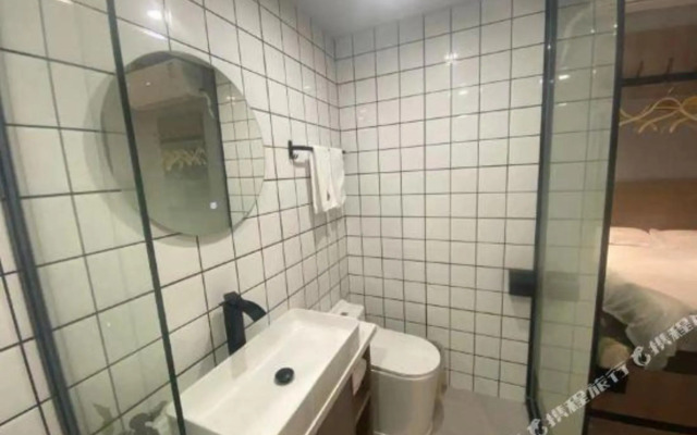 Changee Hotel (Shanghai Anting Auto City)