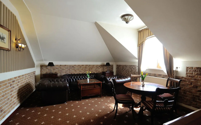 Hotel Diament Arsenal Palace Katowice/Chorzów