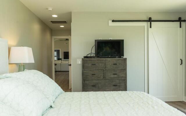 Seascape by Oak Island Accommodations